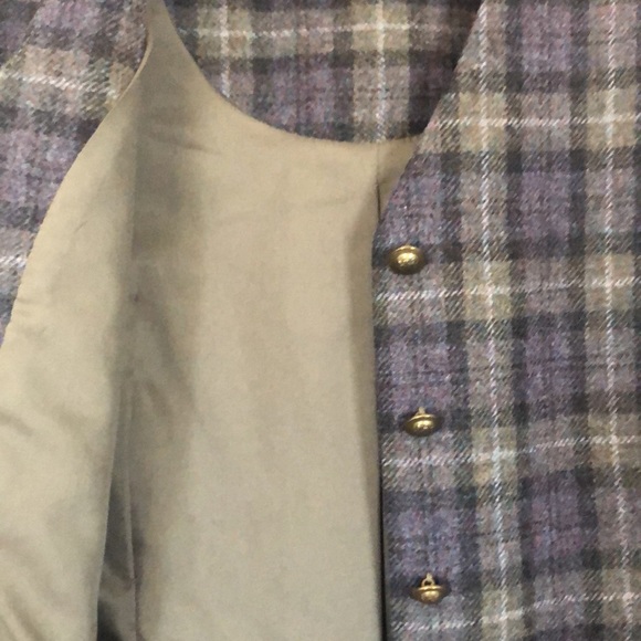 Plaid Vest - Picture 8 of 9